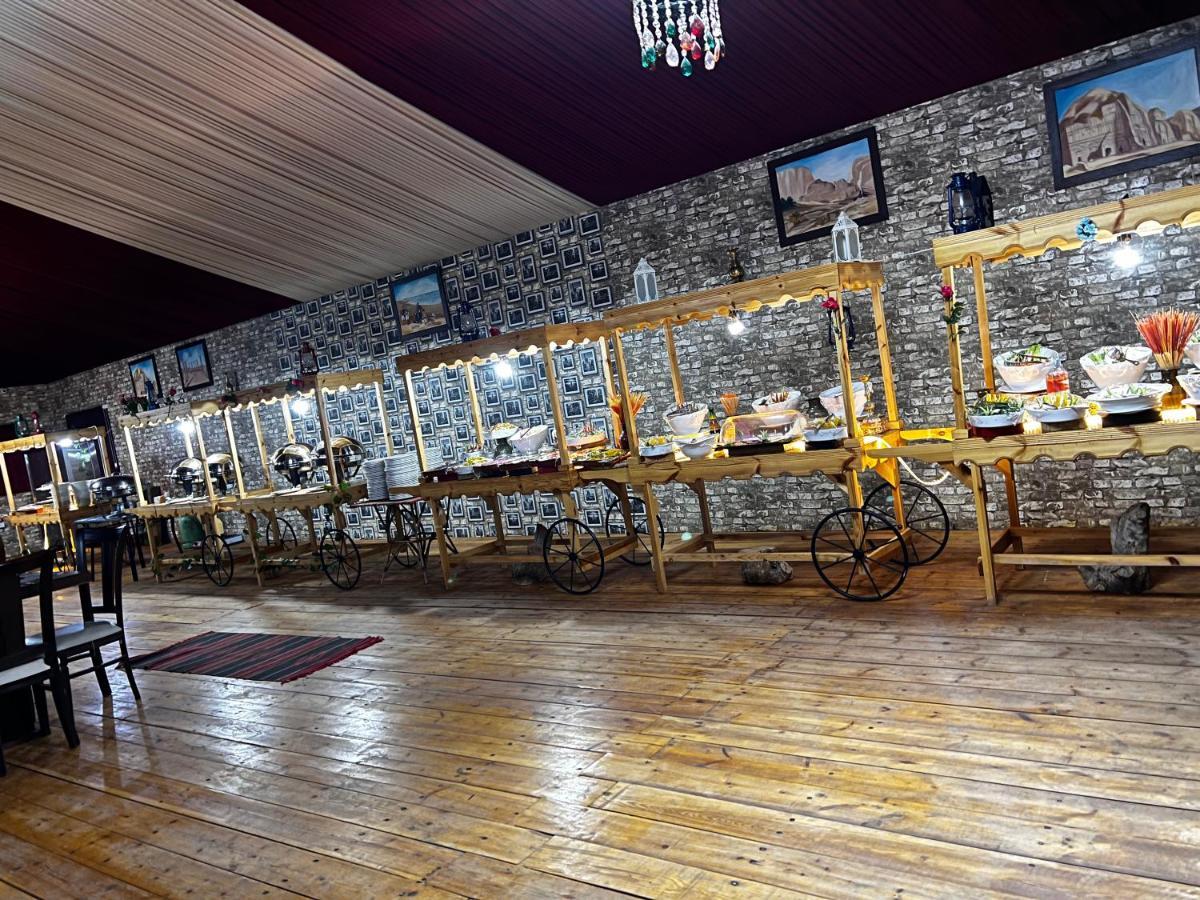Rum Oasis Luxury Camp 와디럼 외부 사진