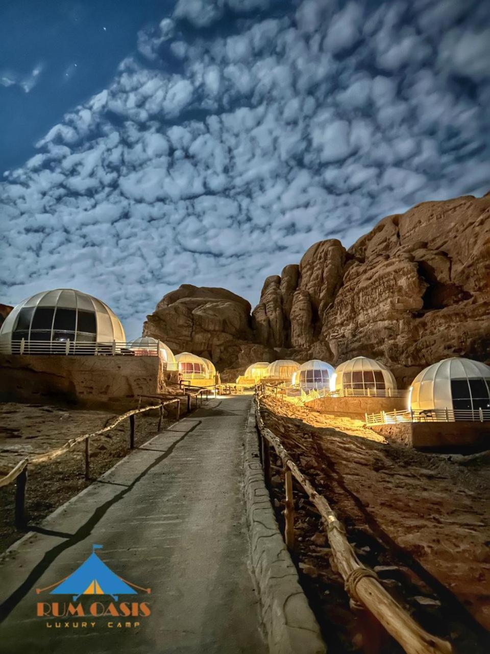 Rum Oasis Luxury Camp 와디럼 외부 사진