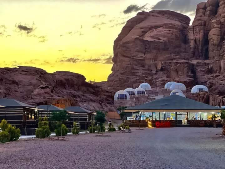 Rum Oasis Luxury Camp 와디럼 외부 사진