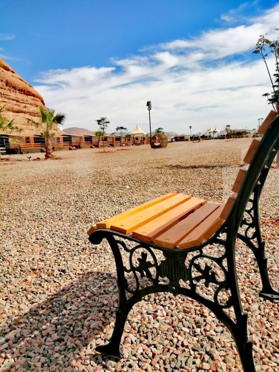Rum Oasis Luxury Camp 와디럼 외부 사진