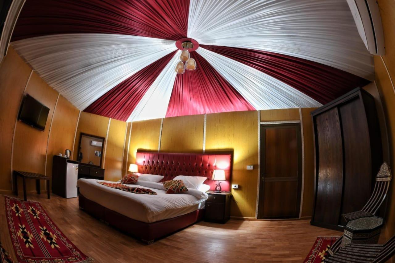 Rum Oasis Luxury Camp 와디럼 외부 사진