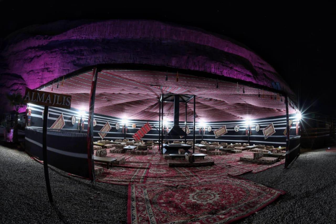 Rum Oasis Luxury Camp 와디럼 외부 사진