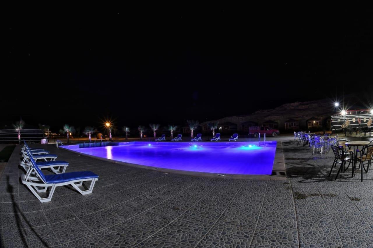Rum Oasis Luxury Camp 와디럼 외부 사진