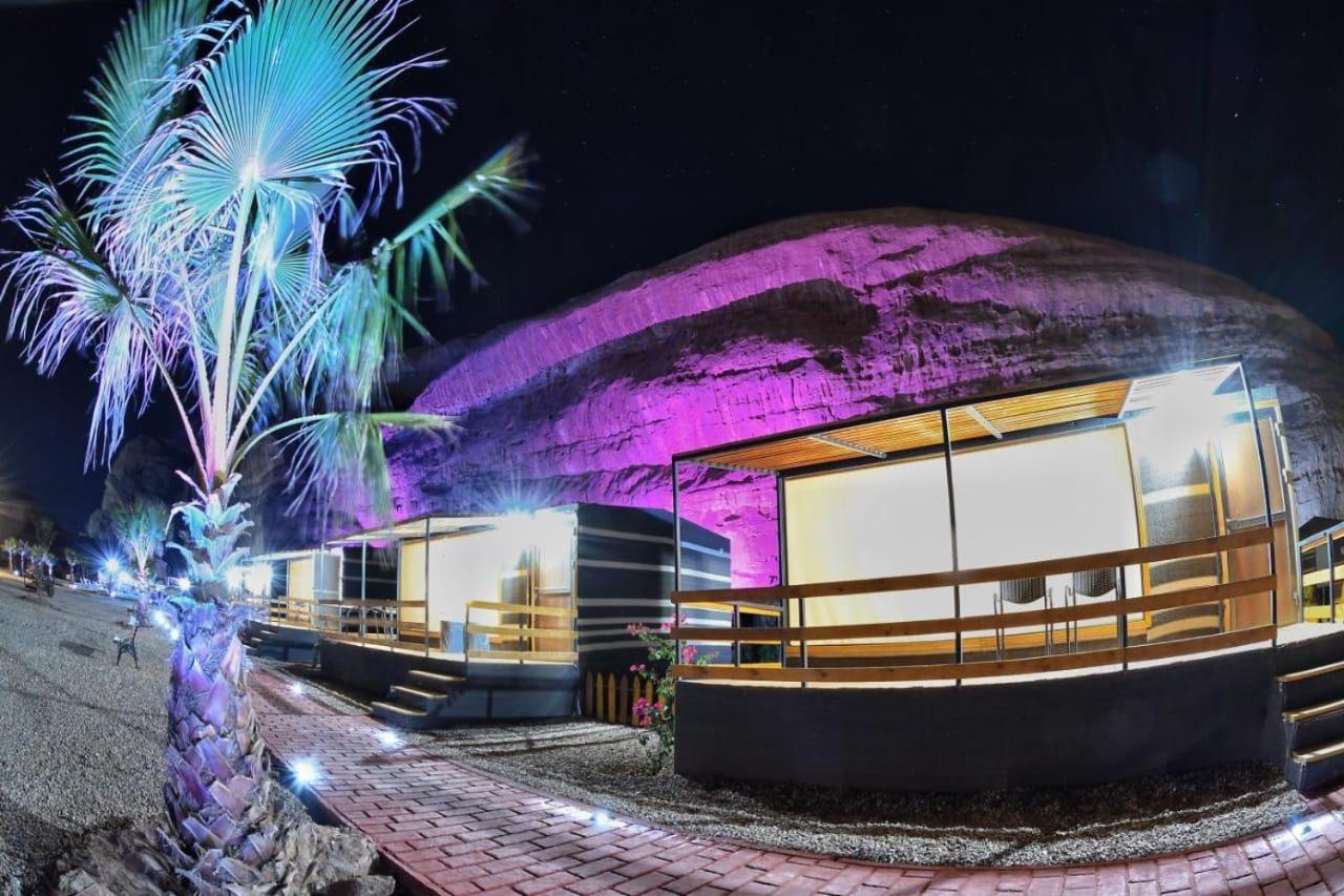 Rum Oasis Luxury Camp 와디럼 외부 사진